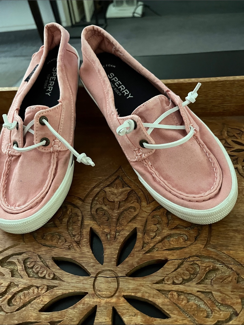 Sperry Women's Pink Canvas Boat Shoes